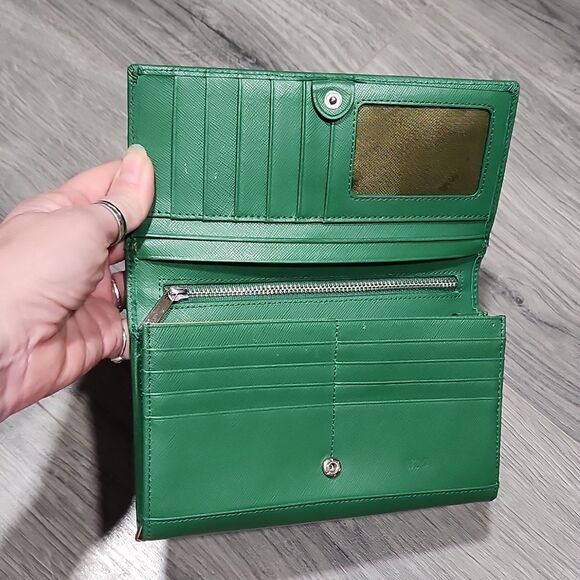 Nava Kelly Green Saffino XL Snap Wallet - Picture 4 of 10